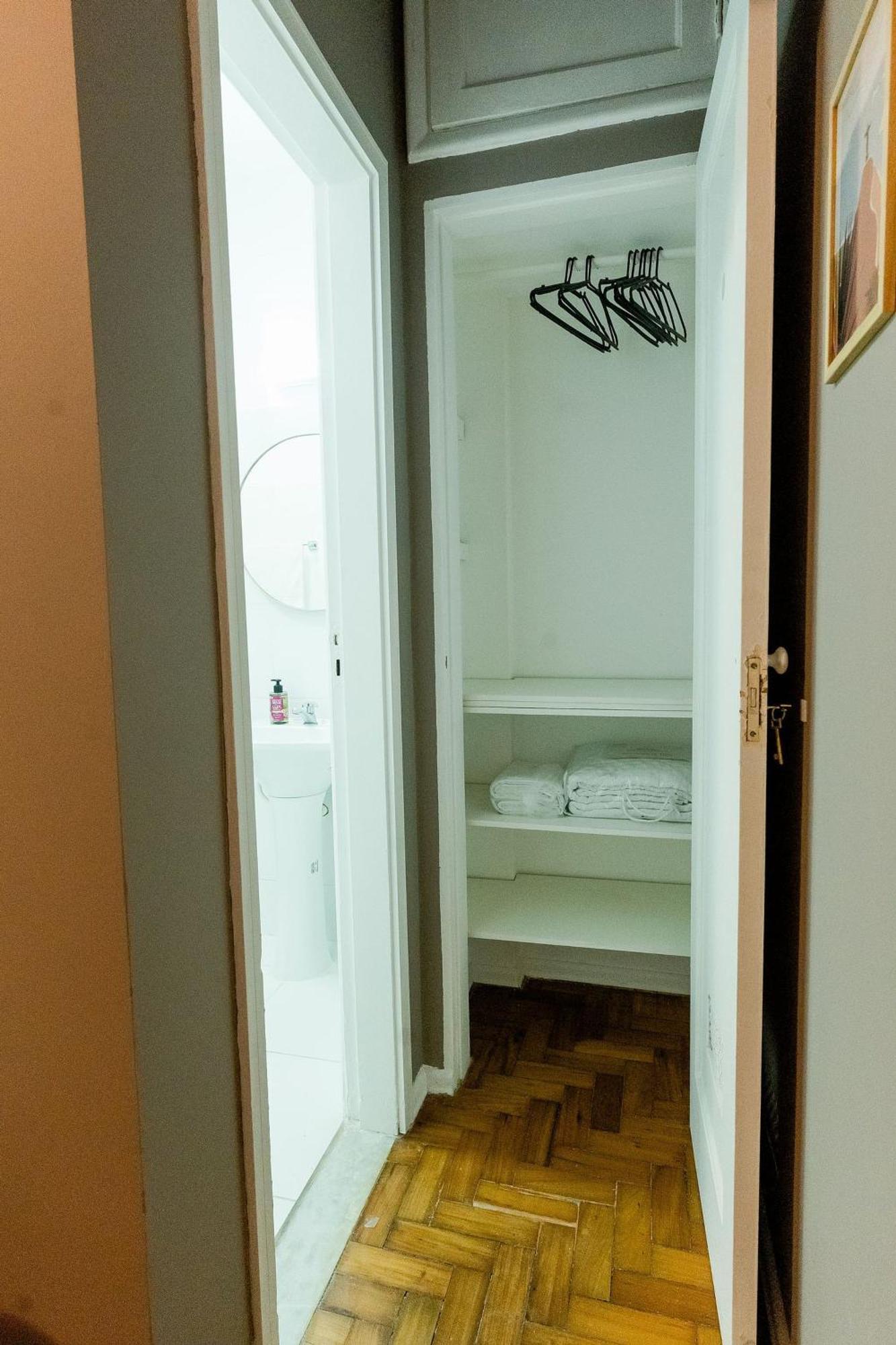 Apartamento Copacabana C/ Lavanderia - 650m Metro Rio de Janeiro