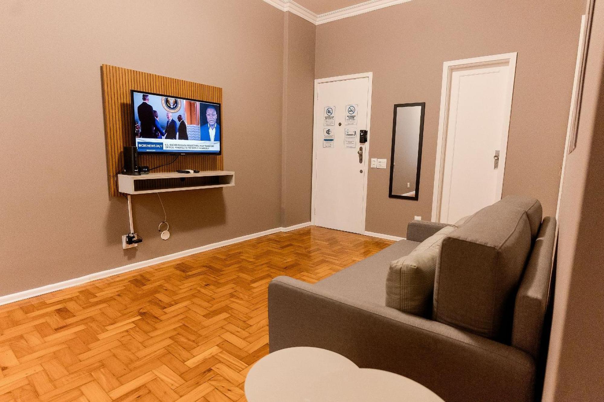 Apartamento Copacabana C/ Lavanderia - 650m Metro Rio de Janeiro