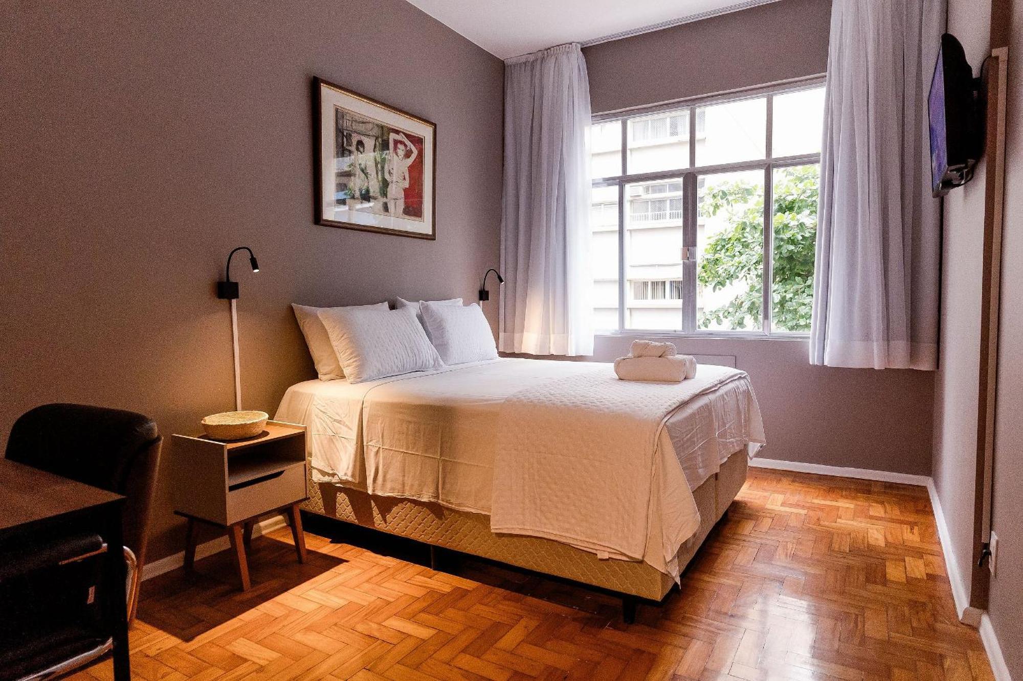 Copacabana C/ Lavanderia - 650m Metro Apartamento